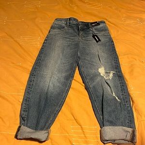 Relaxed tapered mid rise jeans